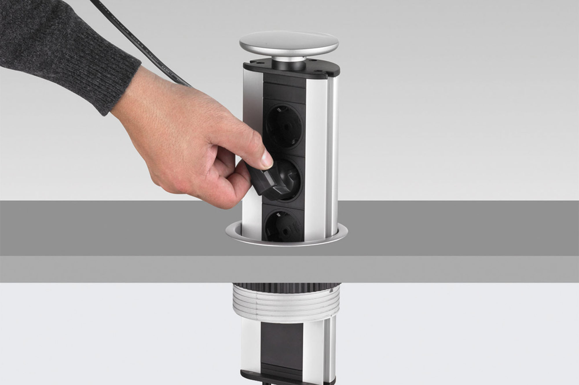 EVOline Port Data - versenkbarer 3-fach Einbausteckdose mit 2x  RJ45-Anschluss