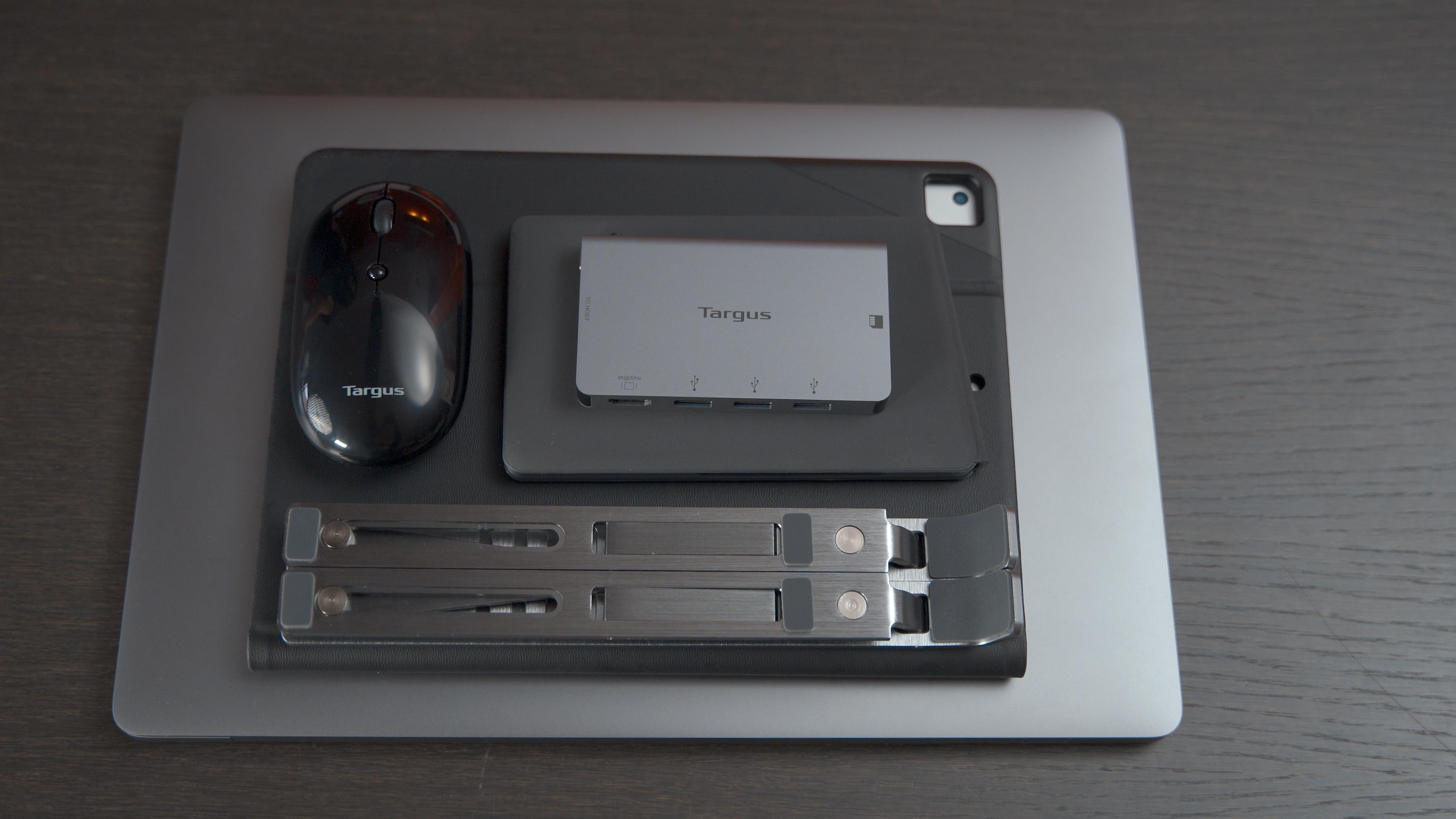 TARGUS Tragbarer ergonomischer Laptop-/Tablet-Ständer