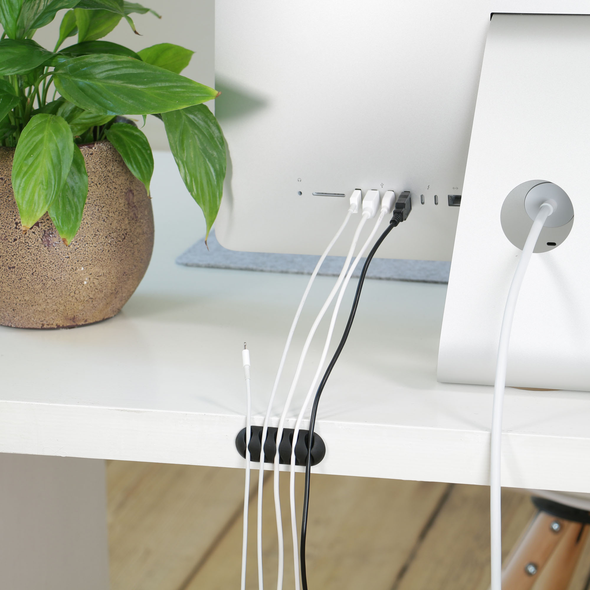 Hicab 20 x selbstklebende Kabelhalter für 1-5 Kabel, schwarz