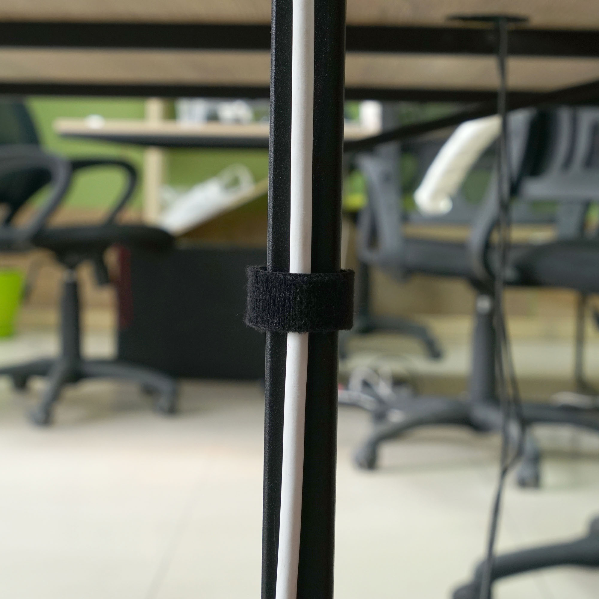Hicab Klettbandrolle doppelseitig 3 m, schwarz, 16 mm